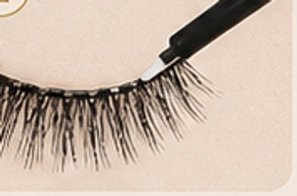 Thin glue layer applied to the lash band